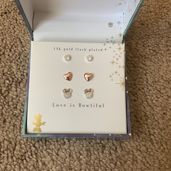 Disney Minnie Mouse 14k Gold Flash Plated Earrings - Picture 2 of 4